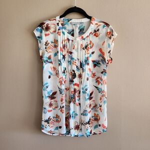 Daniel Rainn Malaika Henley Top